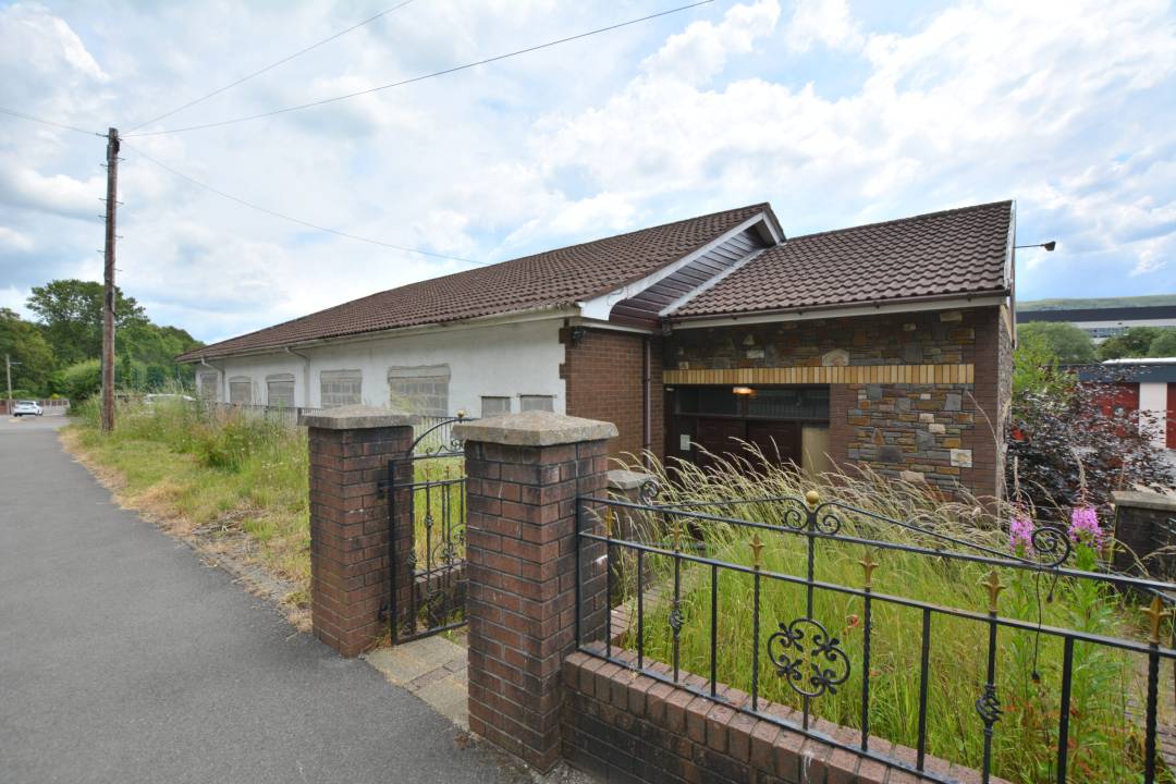Cwmbach Road, , Aberdare,   CF44 0NF