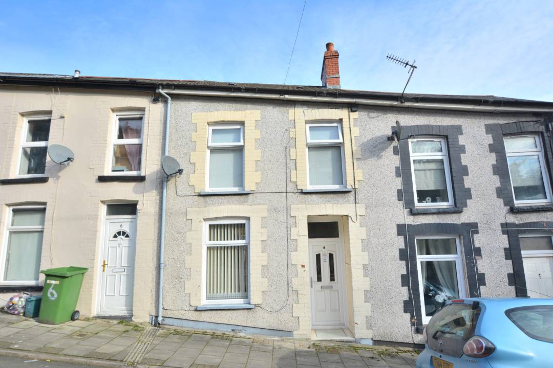 Dilwyn Street, Penrhiwceiber, Mountain Ash,  Rhondda Cynon Taff CF45 3YG