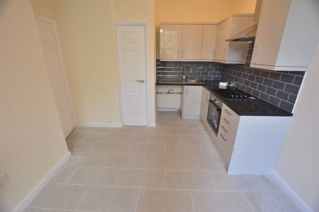 Cemetery road, Porth, Rhondda Cynon Taff,   CF39 0LG