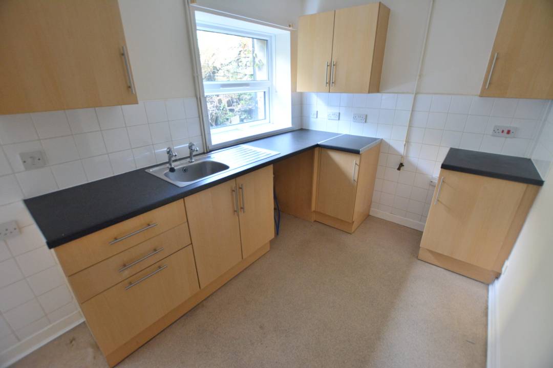 High Street, Mountain Ash,  CF45 3PE