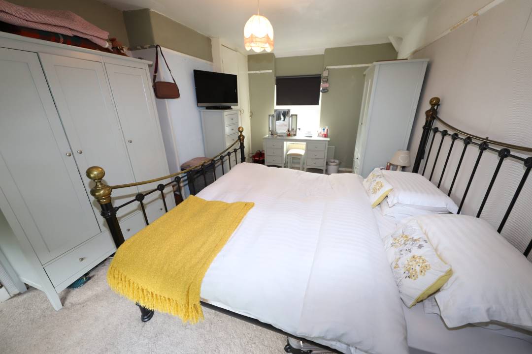 Treneol, Cwmaman, Aberdare,  Rhondda Cynon Taff CF44 6HE