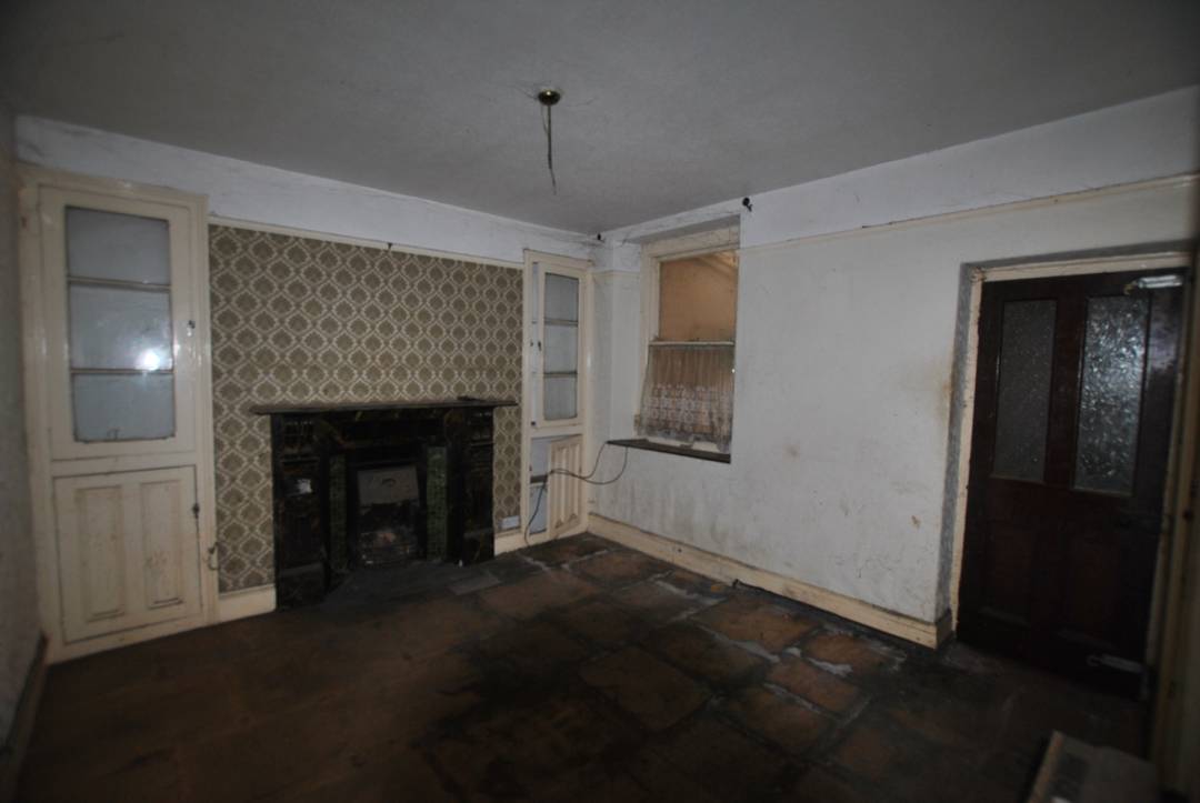 West Street, Trallwn, Pontypridd,   CF37 4PS