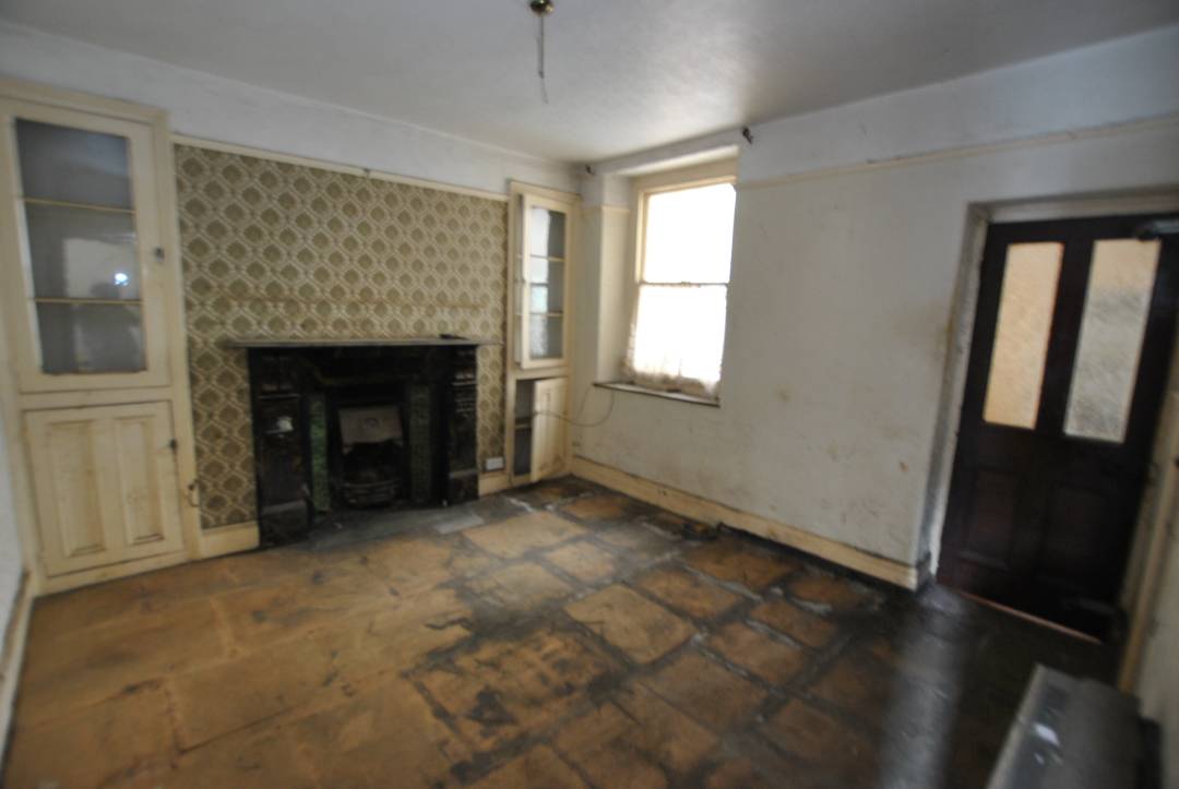 West Street, Trallwn, Pontypridd,   CF37 4PS