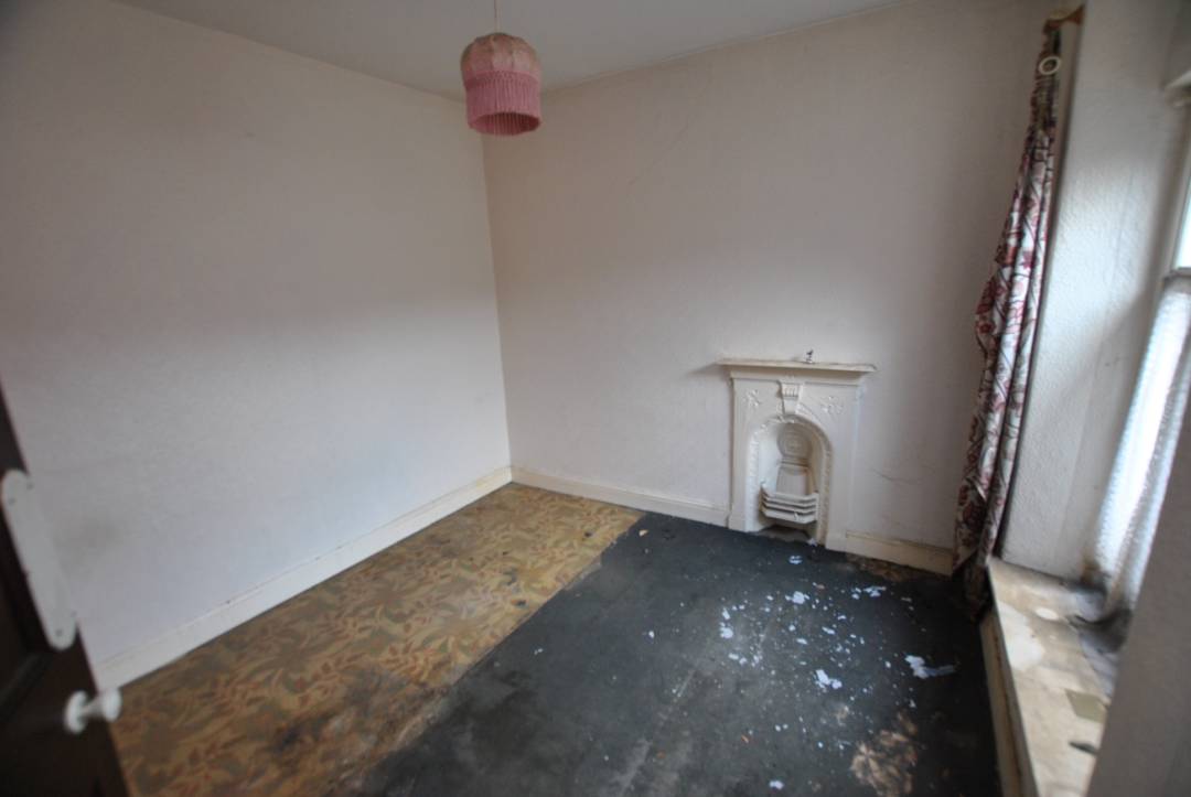 West Street, Trallwn, Pontypridd,   CF37 4PS