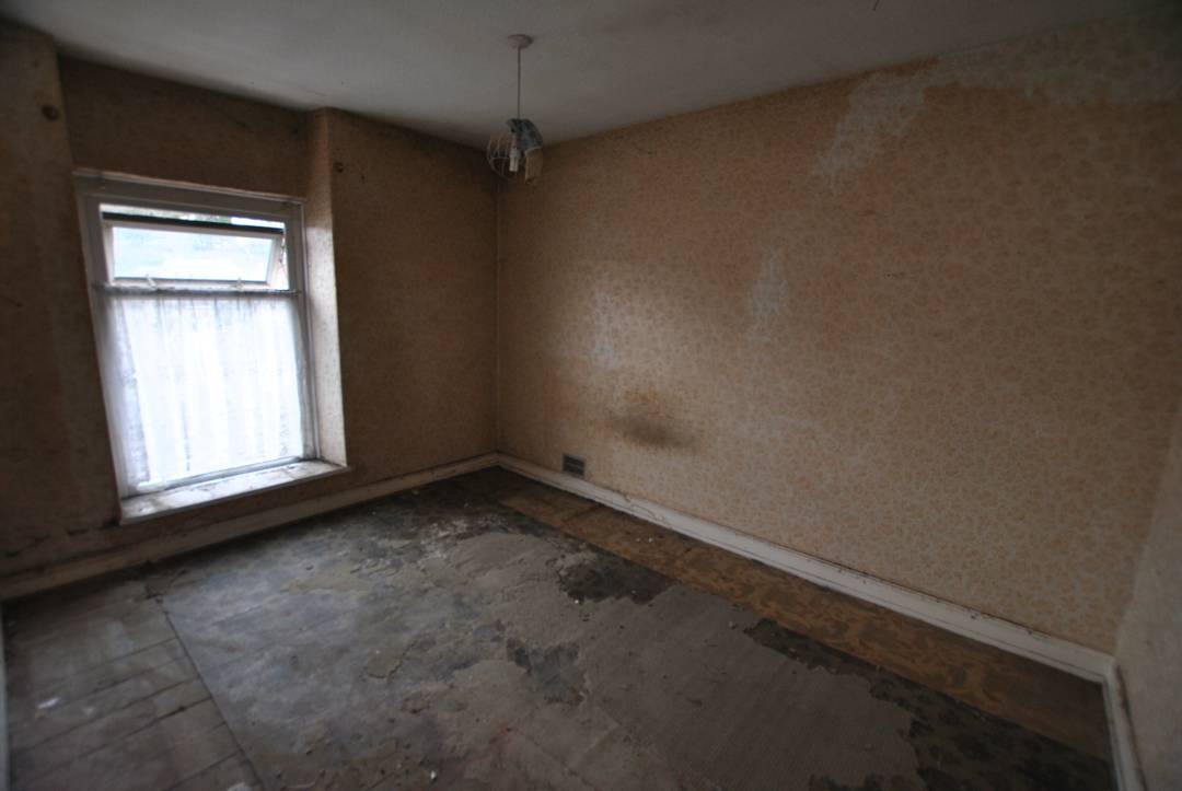 West Street, Trallwn, Pontypridd,   CF37 4PS