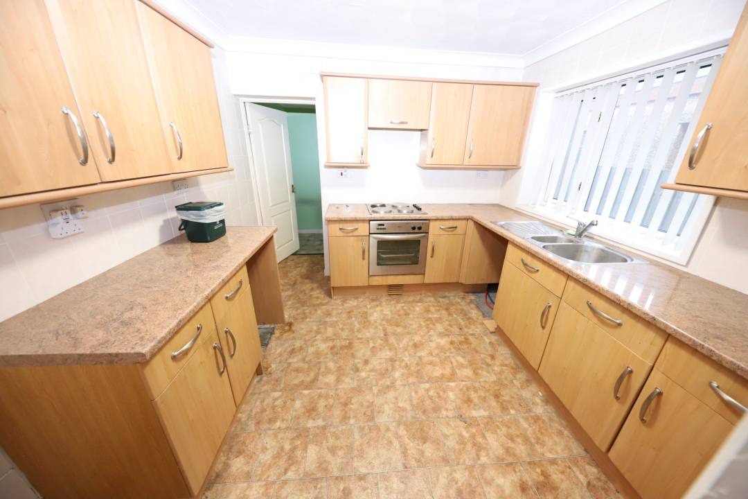 Di Barri Street, Rhydyfelin, Pontypridd,   CF37 5HY