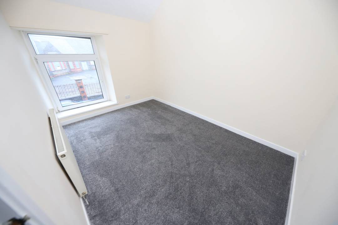 Glynhafod Street, Cwmaman, Aberdare,  Rhondda Cynon Taff CF44 6LD