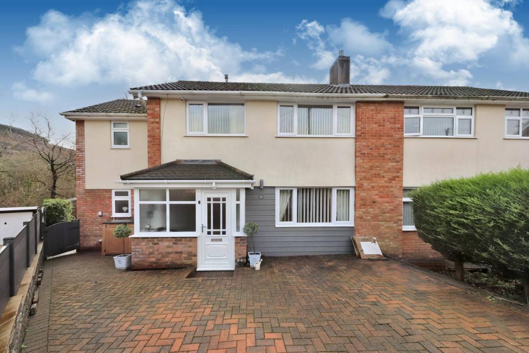 Derwent Drive, Cwmbach, Aberdare,  Rhondda Cynon Taff CF44 0LN