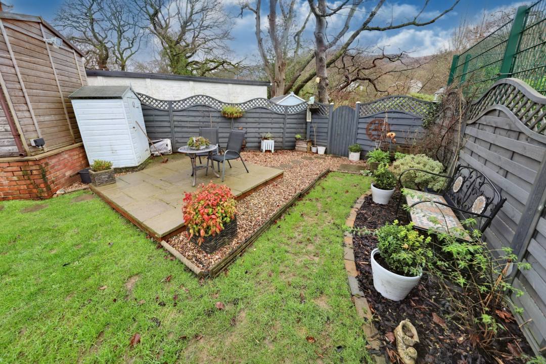 Derwent Drive, Cwmbach, Aberdare,  Rhondda Cynon Taff CF44 0LN