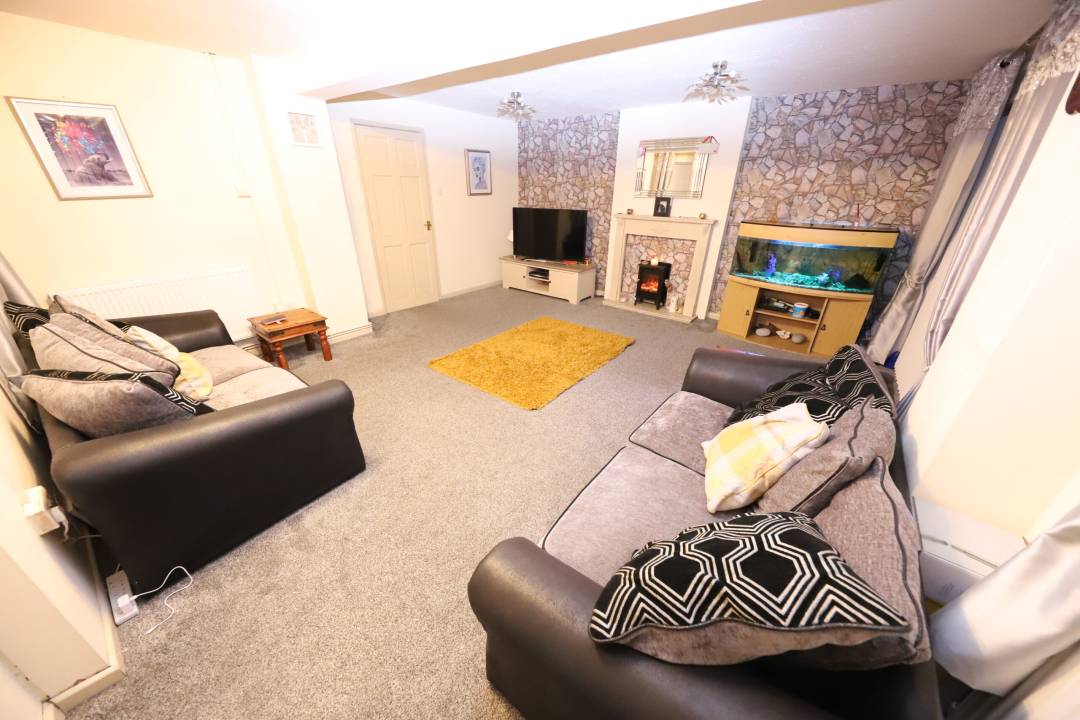Windermere Close, Cwmbach, Aberdare,  Rhondda Cynon Taff CF44 0HU