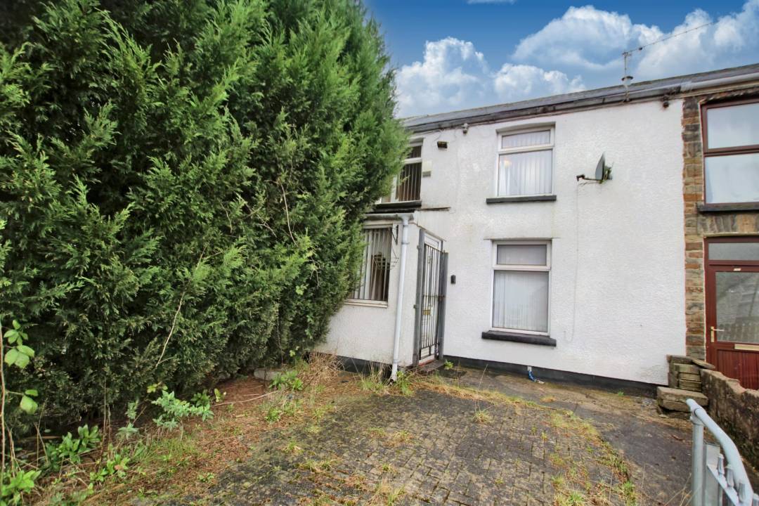 Dunraven Street, Tonypandy,  CF40 1QD