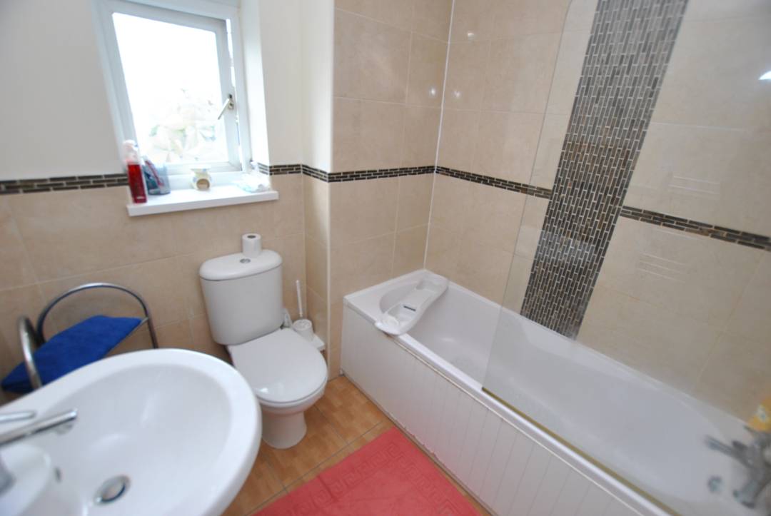Golygfa'r Eglwys, Pontypridd,  CF37 1JL