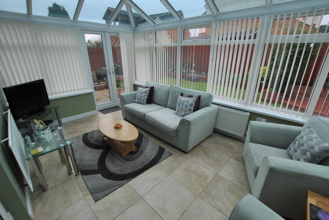 Golygfa'r Eglwys, Pontypridd,  CF37 1JL