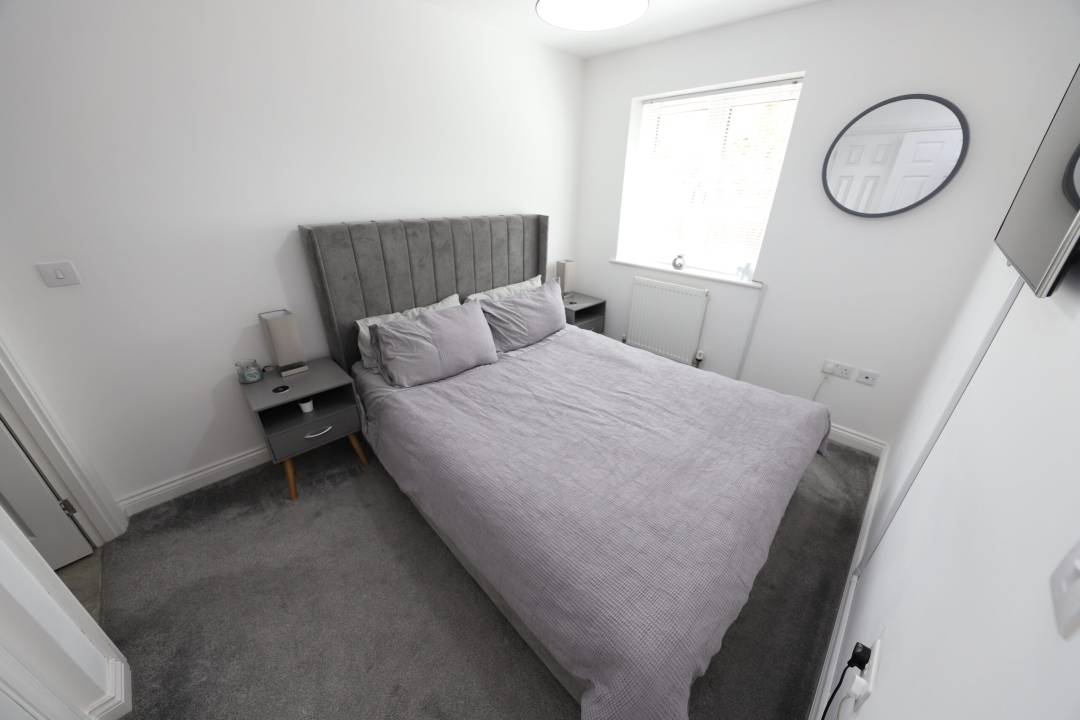 Ynys Y Nos, Pontwalby, Glynneath,   SA11 5LS