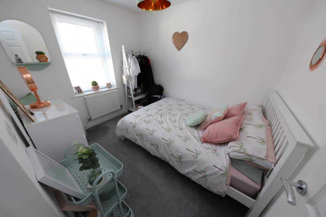 Ynys Y Nos, Pontwalby, Glynneath,   SA11 5LS