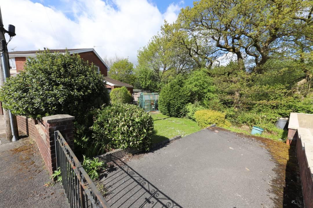 Chestnut Close, Landare, Aberdare,  Rhondda Cynon Taff CF44 8BY