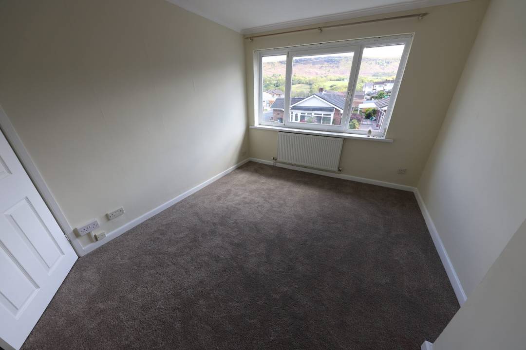 Chestnut Close, Landare, Aberdare,  Rhondda Cynon Taff CF44 8BY