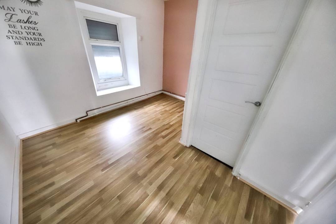 High Street, Hirwaun, Aberdare,  rhondda cynon Taff CF44 9SL