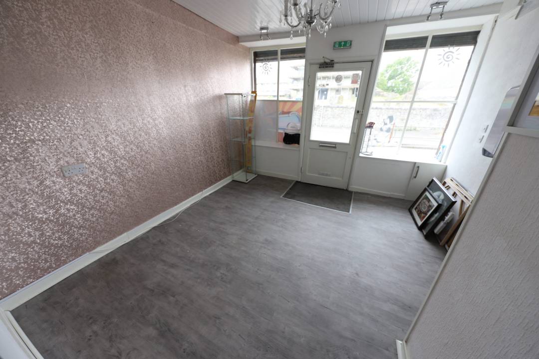 High Street, Hirwaun, Aberdare,  rhondda cynon Taff CF44 9SL