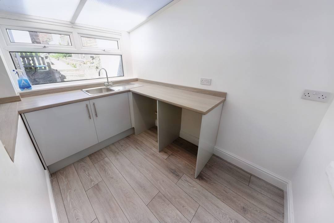 Wayne Street, Porth,  CF39 0BT