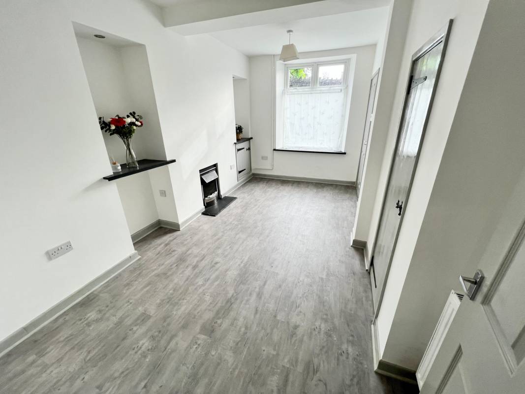 Wind Street, , Aberdare,  Rhondda Cynon Taff CF44 7HF
