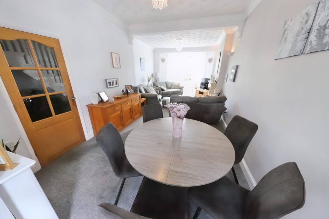 Brynhyfryd Villas, Troedyrhiw, Merthyr Tydfil,   CF48 4LG