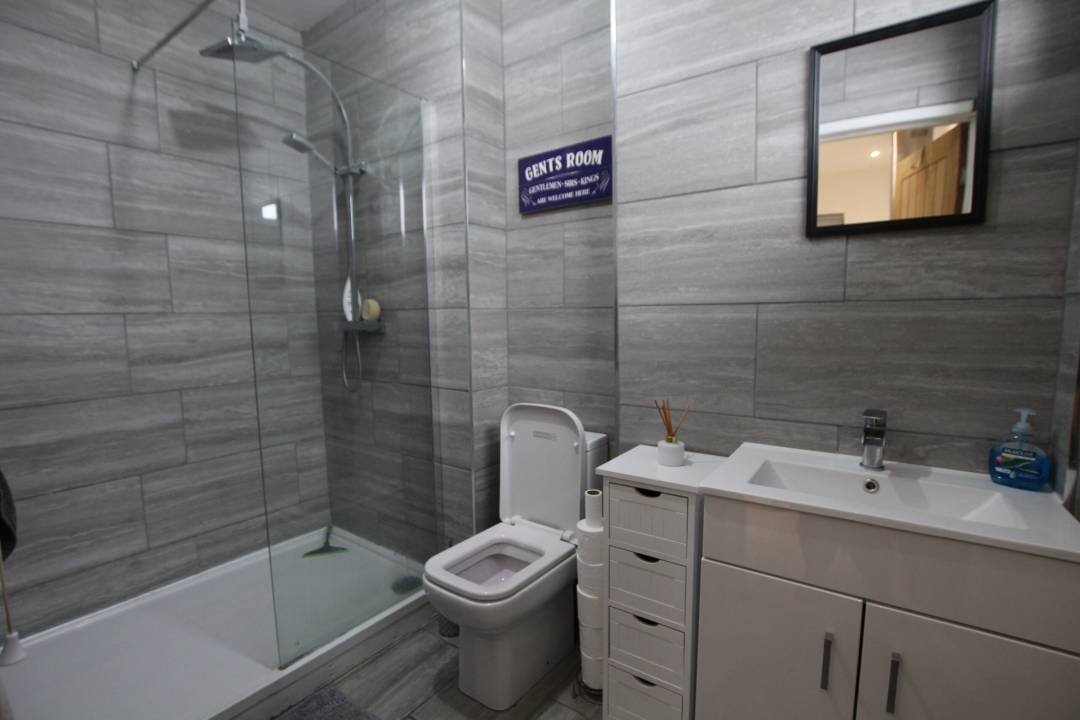 Springfield Cottages, Rhydfelin, Pontypridd,  Rhondda Cynon Taff CF37 5PW South Wales