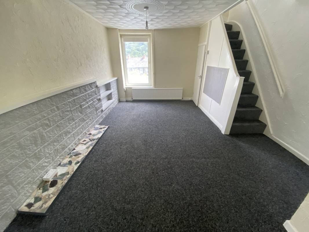 Fforchaman Road, Cwmaman, Aberdare,  Rhondda Cynon Taff CF44 6NF