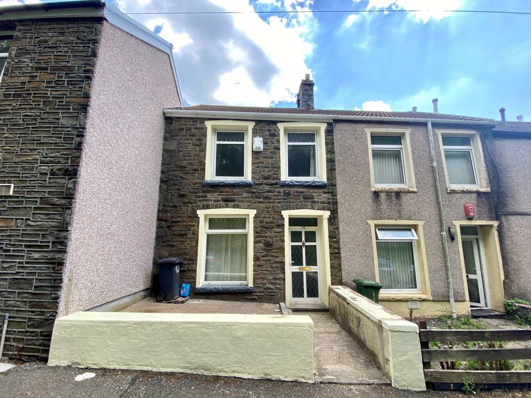 Fforchaman Road, Cwmaman, Aberdare,  Rhondda Cynon Taff CF44 6NF