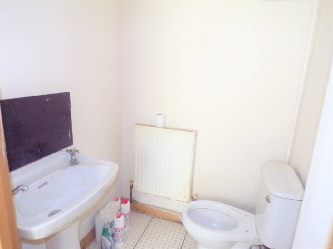 Dumfries Street, Treorchy,  CF42 6TS