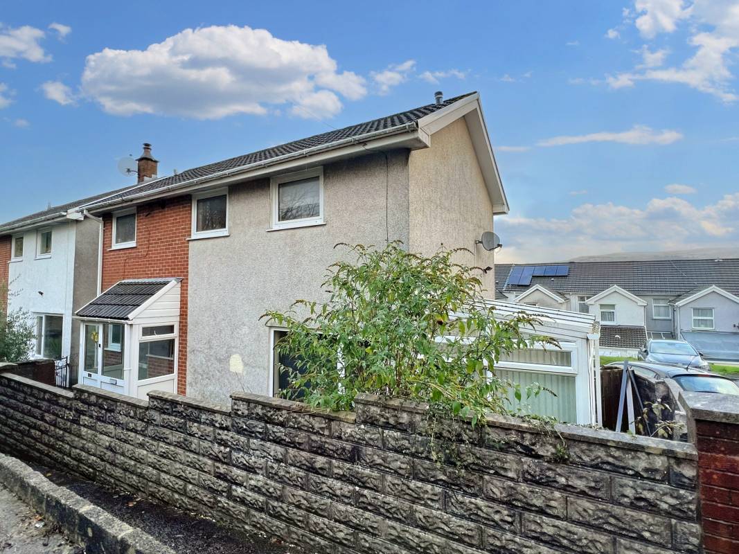 Brondeg Terrace, , Aberdare,  Rhondda Cynon Taff CF44 7PL