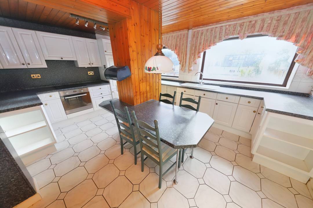 Dumfries Street, Treherbert,  CF42 5PT