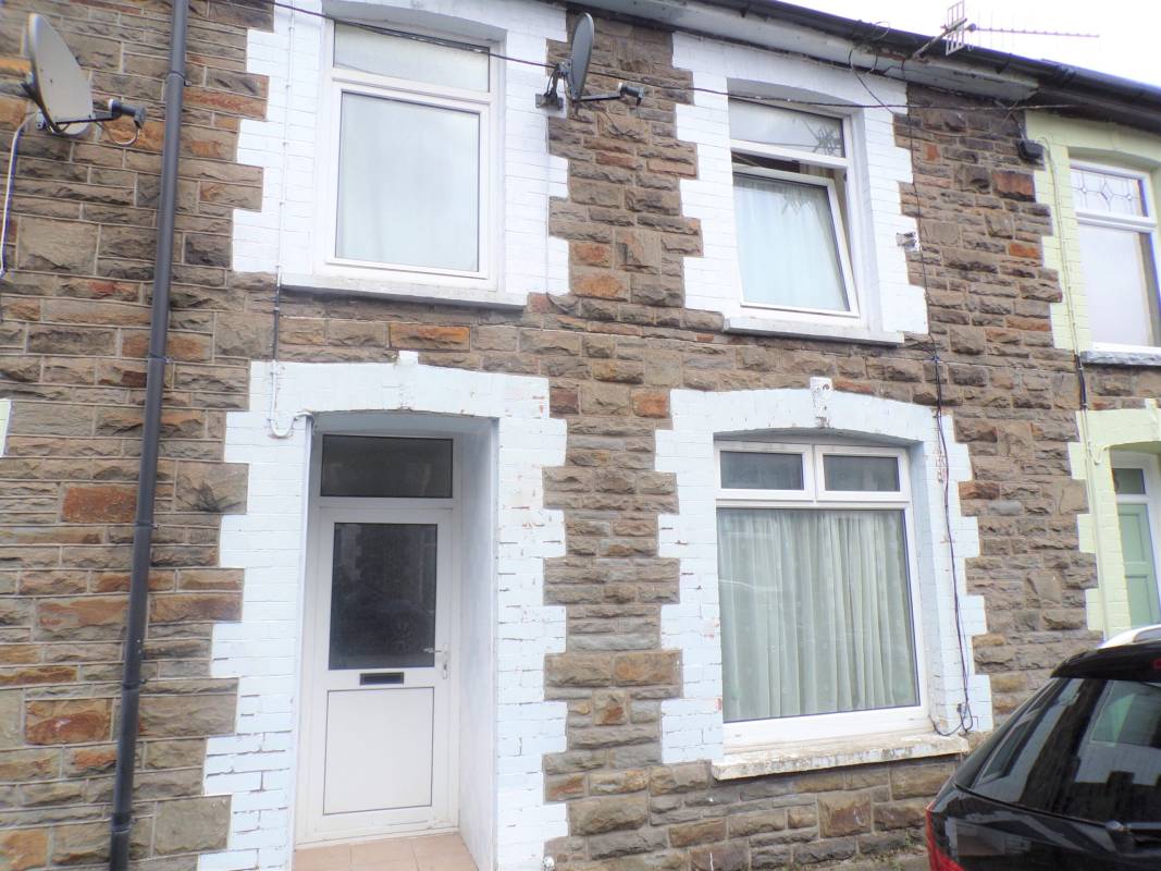Dumfries Street, Treorchy,  CF42 6TS