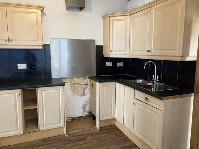Dumfries Street, Treorchy,  CF42 6TS