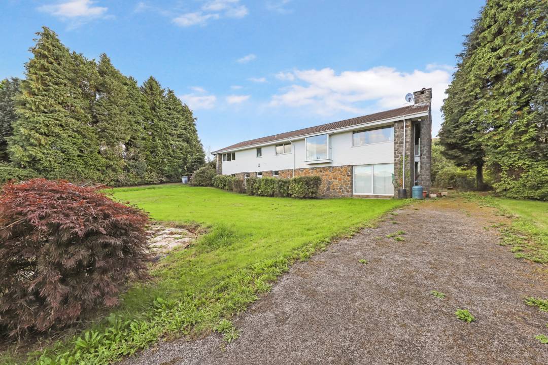 Swn Y Nant Hirwaun Road, Aberdare, Rhondda Cynon Taff CF44 9LL