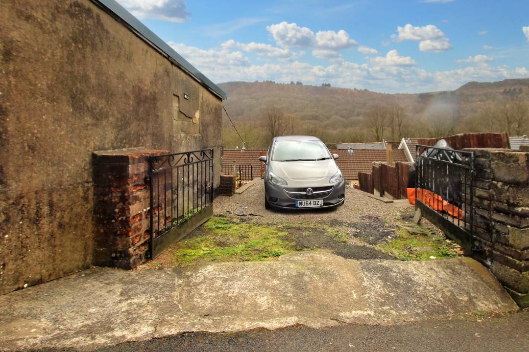 Tyntyla Road, Ystrad, Pentre,   CF41 7SD