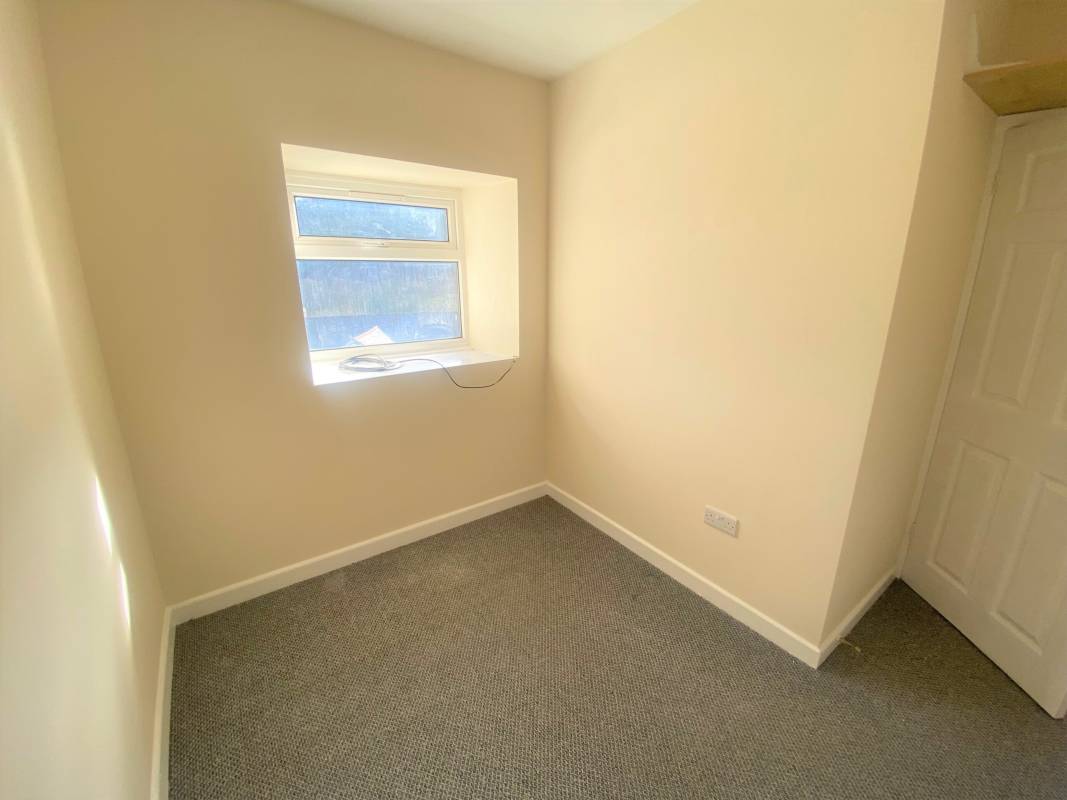 Chepstow Road, Cwmparc, RCT CF42 6UU
