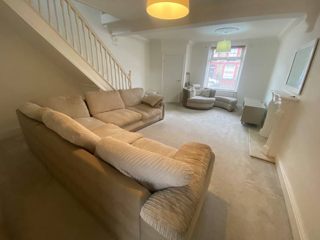 Dyfodwg Street, Treorchy, RCT CF42 6NN