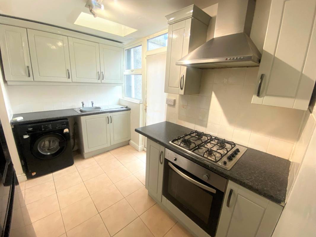 Dyfodwg Street, Treorchy, RCT CF42 6NN