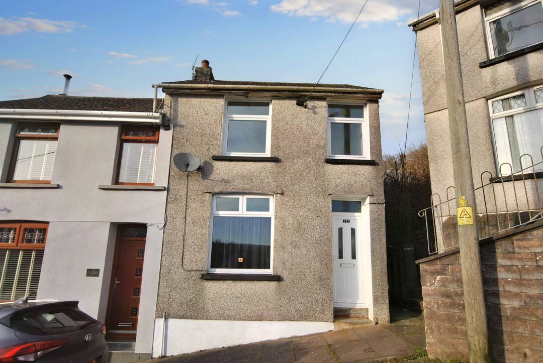 Bedw Road, Treharris,  CF46 6TU