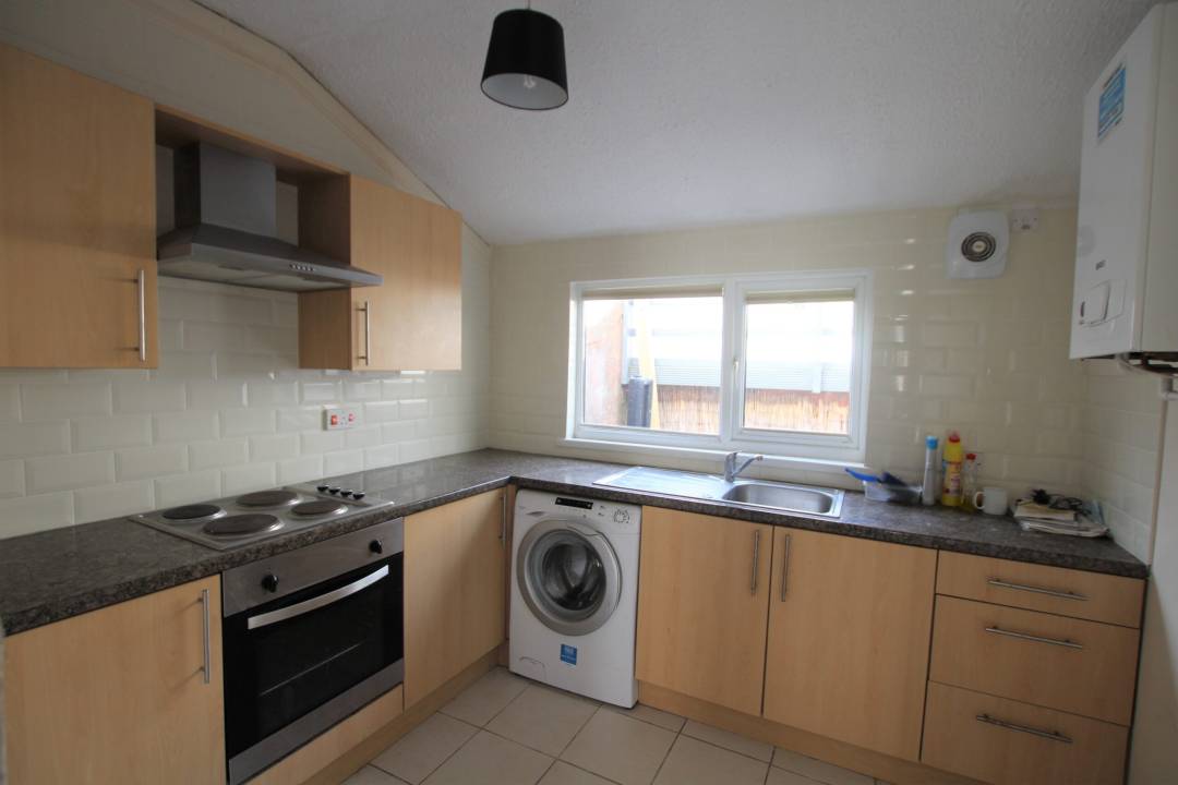 Blosse Terrace, Porth, Porth,   CF39 9LH