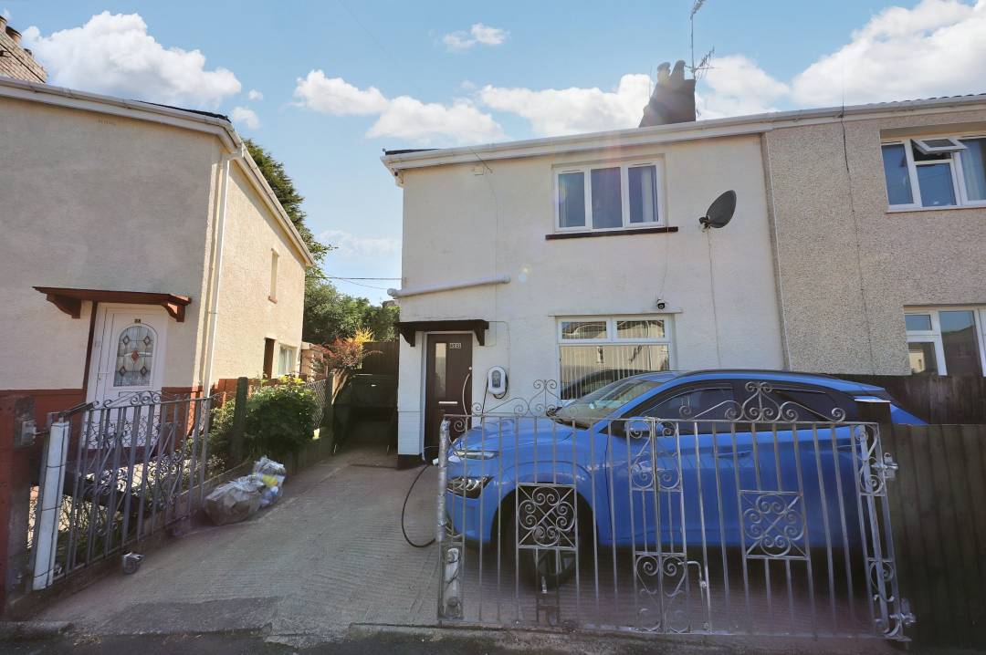 HIrwaun, Aberdare,  Rhondda Cynon Taff CF44 9LA