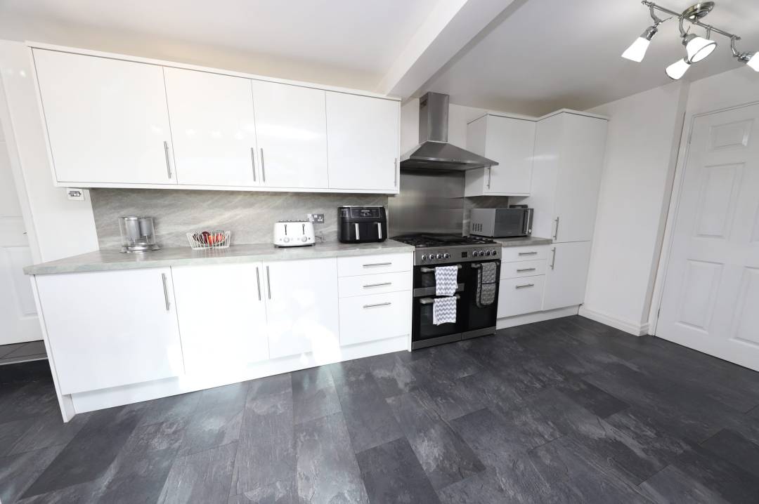 Chapel Row, Cwmbach, Aberdare,  Rhondda Cynon Taff CF44 0LR