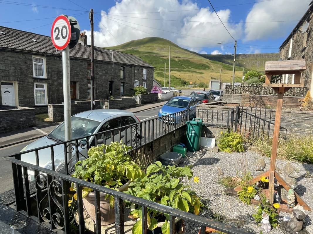 Park Road, Cwmparc,  CF42 6LF United Kingdom