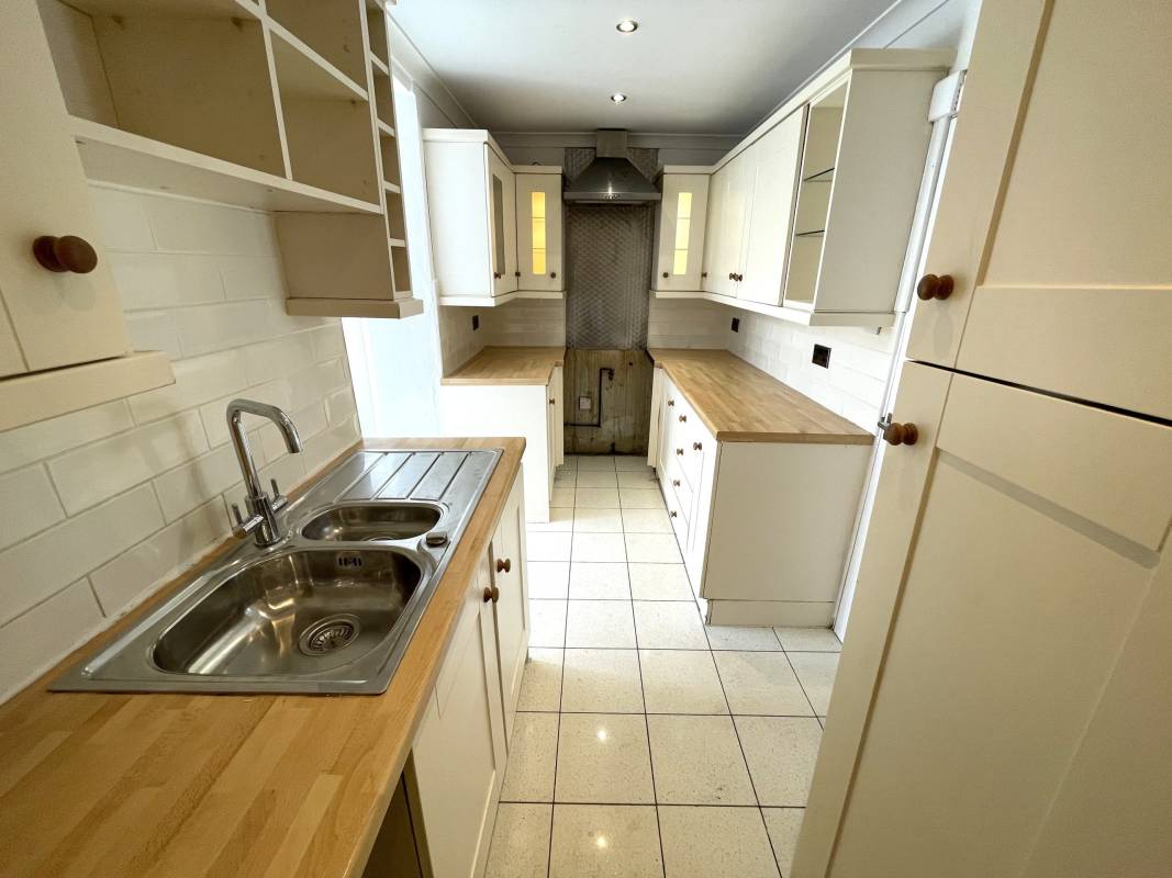 Park Road, Cwmparc,  CF42 6LF United Kingdom