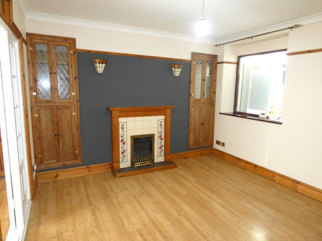 Dumfries Street, Treorchy,  CF42 6TS