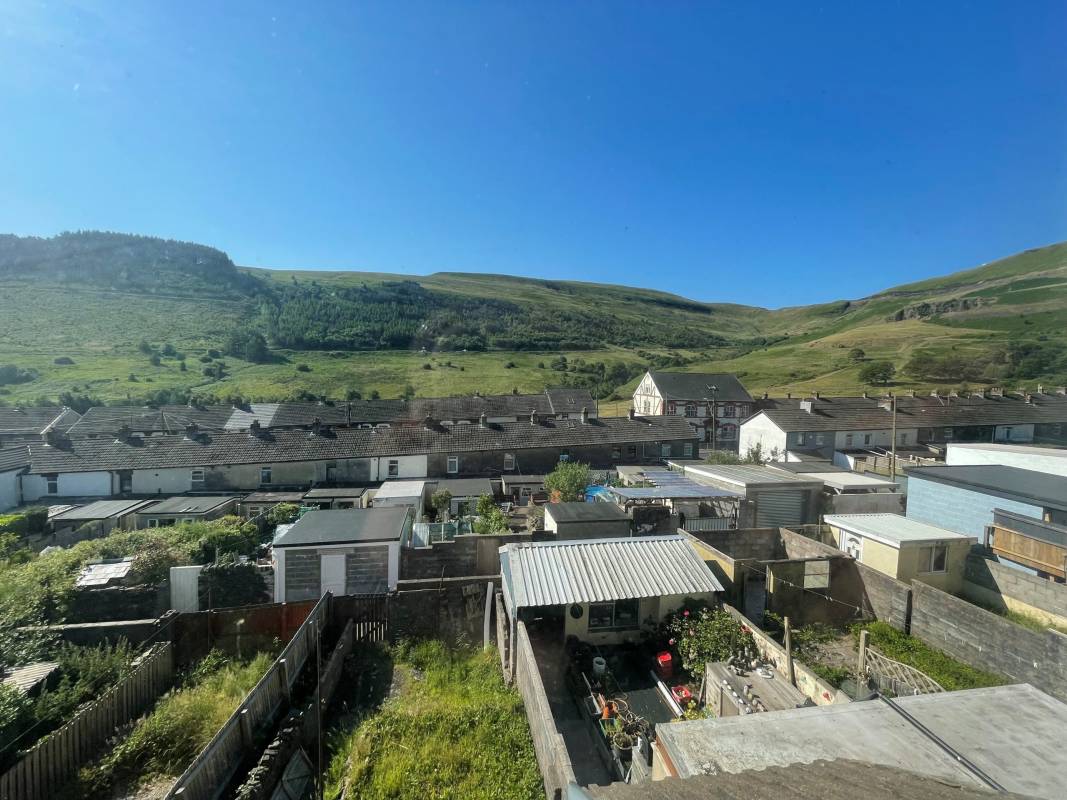 Treharne Street, Cwmparc, Mid Glamorgan CF42 6LH United Kingdom