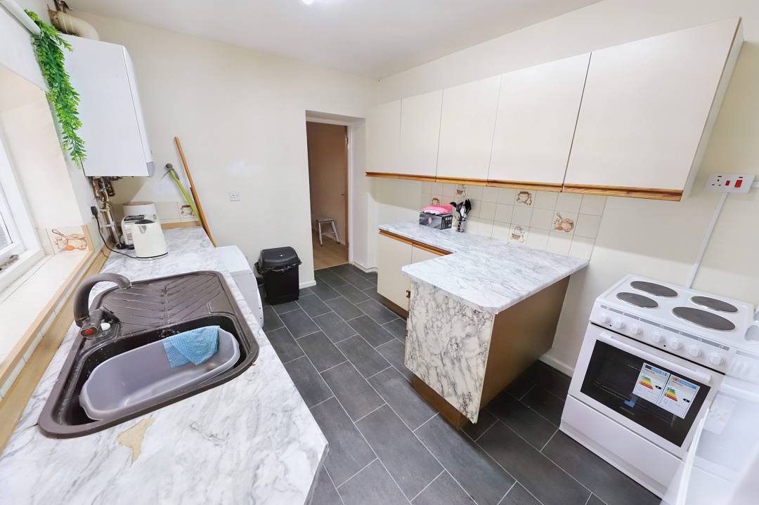 Wind Street  Aberdare,  CF44 7LL