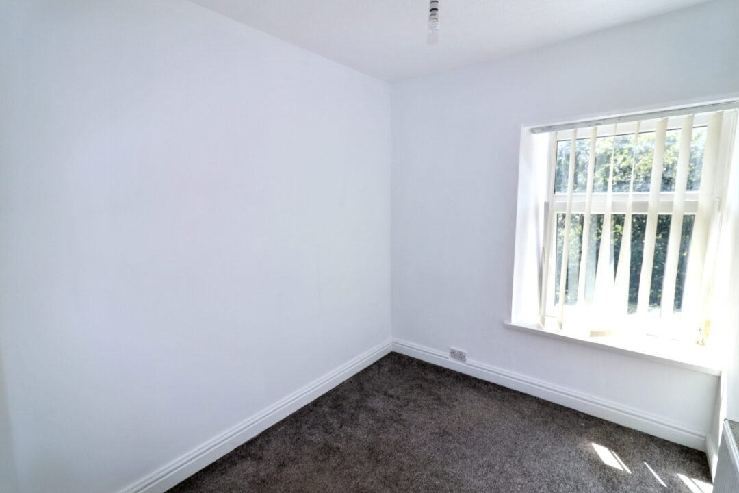 Forthergills Road, New Tredegar, Caerphilly NP246AN