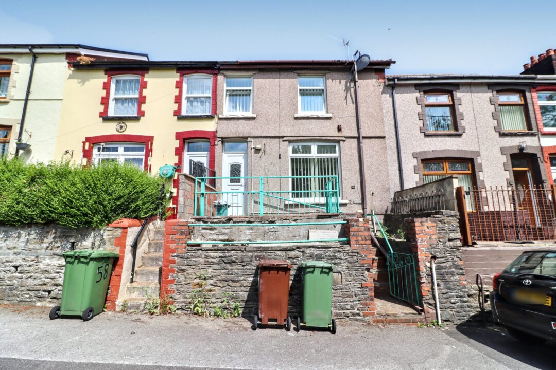 Forthergills Road, New Tredegar, Caerphilly NP246AN